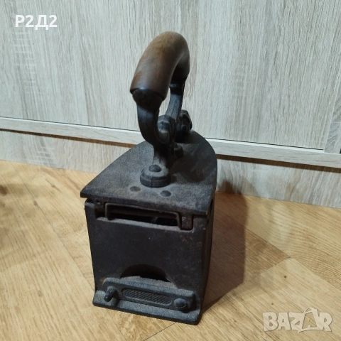 стара ютия на жар, снимка 3 - Антикварни и старинни предмети - 53914564