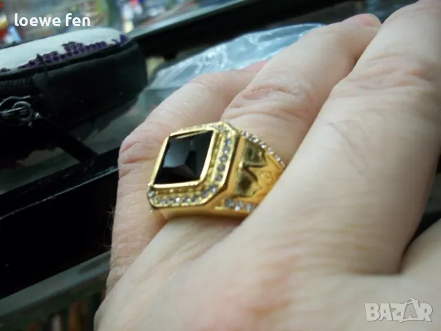 Iced Cult Gold - Луксозен мъжки пръстен красив и стилен неръждаема стомана златен цвят златист !, снимка 3 - Пръстени - 49650046