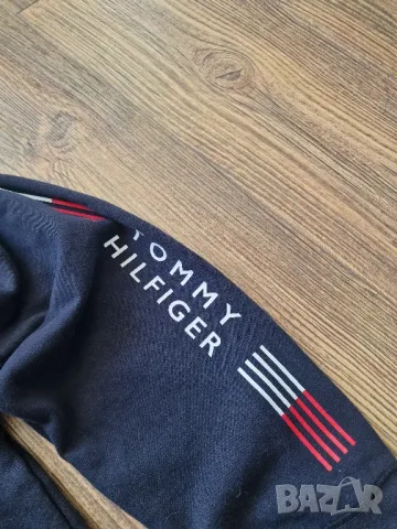 Страхотен мъжки суитчър TOMMY HILFIGER размер 3XL,  нов с етикет , снимка 4 - Суичъри - 47647279