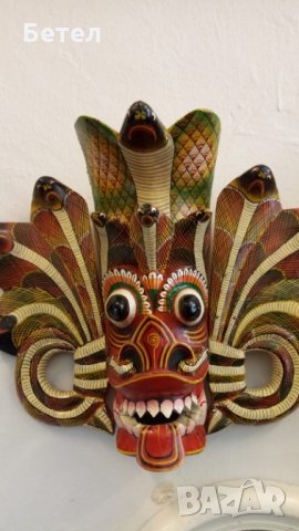 Hand made Sri Lankan traditional wooden Cobra mask, снимка 1 - Антикварни и старинни предмети - 31952535