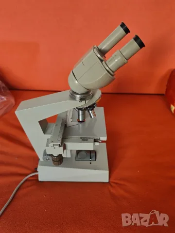 Carl Zeiss Jena Laboval 2 – бинокулярен микроскоп
