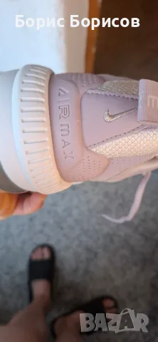 Дамски маратонки Nike , снимка 2 - Маратонки - 55970245