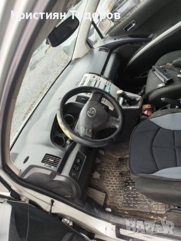 Тойота корола версо на части 2.2 136кс, снимка 7 - Части - 39275931