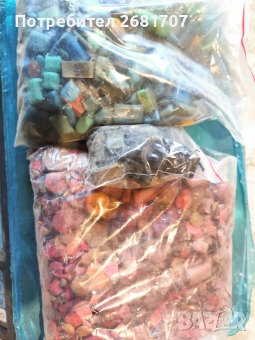 Електронна скрап (български кондензатори), снимка 7 - Друга електроника - 42228359