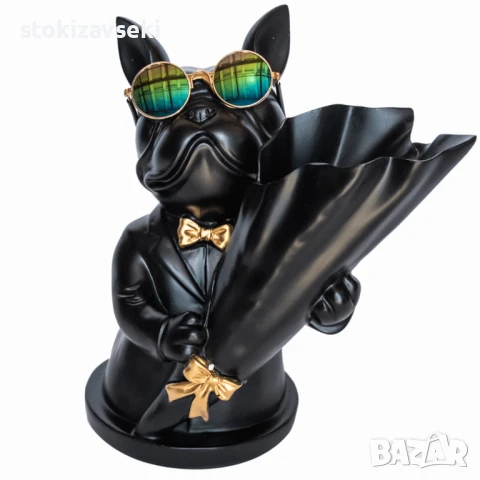 Декоративна фигура на куче с букет