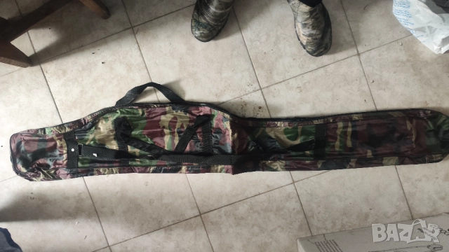 Три въдици с макари и подарък, снимка 10 - Въдици - 52605725