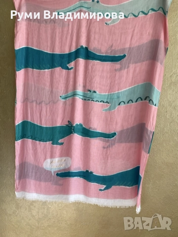 Розов шал на зелени крокодили, Kate Spade New York, снимка 2 - Шалове - 55800841
