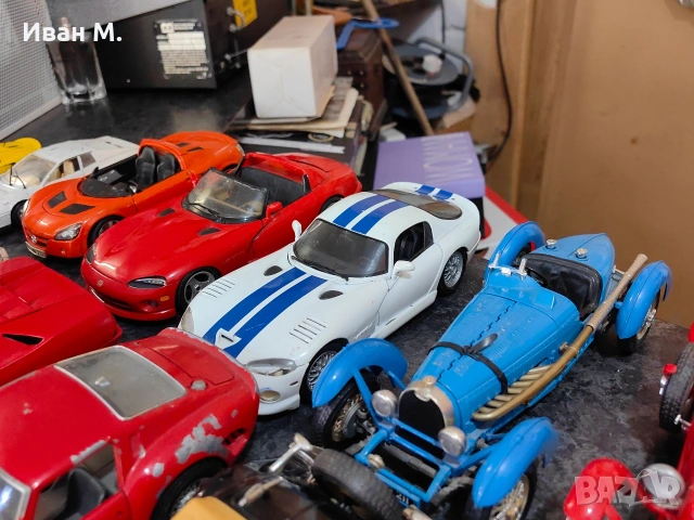 Колекционерски метални колички Burago , снимка 10 - Колекции - 54339972