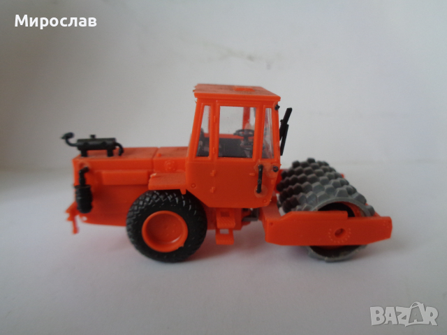 KIBRI H0 1/87 ТРАКТОР СЕЛСКОСТОПАНСКА ТЕХНИКА МОДЕЛ ИГРАЧКА , снимка 4 - Колекции - 44583739