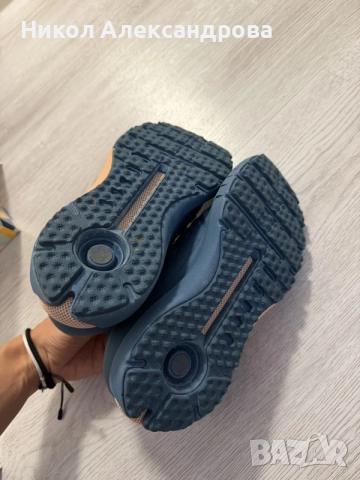 Under Armour, Обувки Hovr Phantom за бягане, Син , снимка 4 - Маратонки - 56233032
