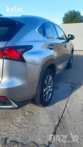 LEXUS NX300h, снимка 6 - Автомобили и джипове - 52118836
