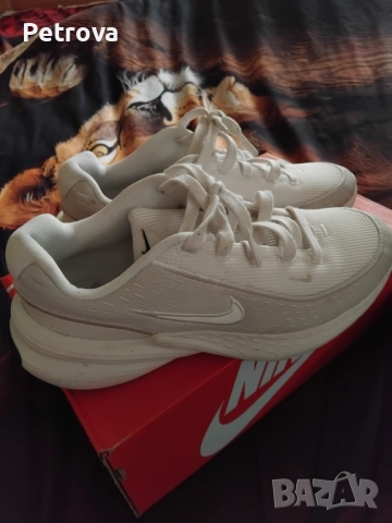 Дамски Nike нови - 38 1/2 , снимка 5 - Маратонки - 52322949