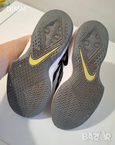 Маратонки Nike 37.5, снимка 4 - Детски маратонки - 49809479