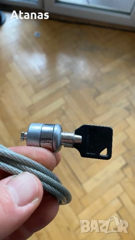 Метален защитен кабел с ключ – вид заключващо устройство (често наричано „cable lock“), снимка 3 - Други - 53930336