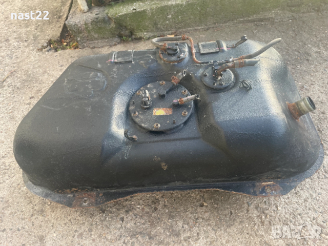 Резервоар с кошница и помпа Сузуки Гранд Витара/Suzuki Grand Vitara 1.6 1998-2005, снимка 3 - Части - 52770427