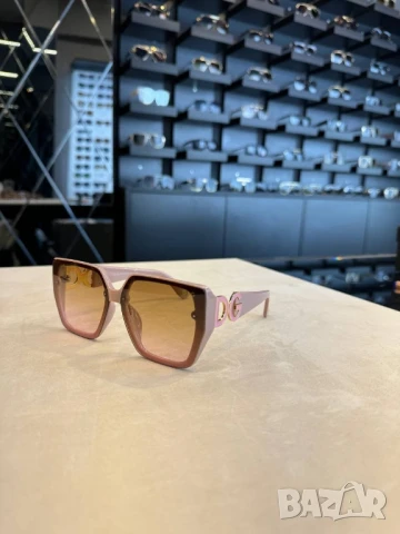 очила с черен обикновен калъф и ув защита Dolce Gabbana prada, снимка 7 - Слънчеви и диоптрични очила - 51306330