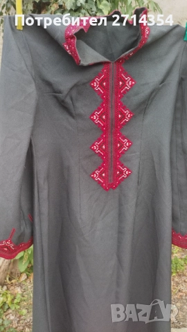 Стара дреха носия с  ръчно бродирани орнаменти , снимка 4 - Антикварни и старинни предмети - 51889559