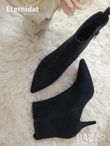 Елегантни обувки на ток сандали, боти , снимка 13 - Дамски обувки на ток - 51495452