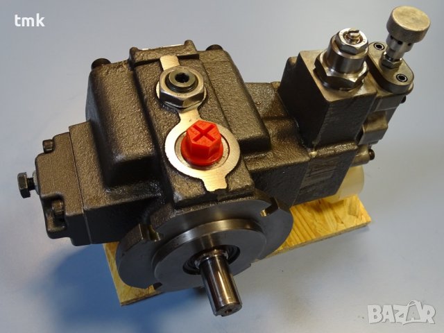 Хидравлича помпа BOSCH 0 513 300 229 hydraulic vane pump, снимка 3 - Резервни части за машини - 39230046