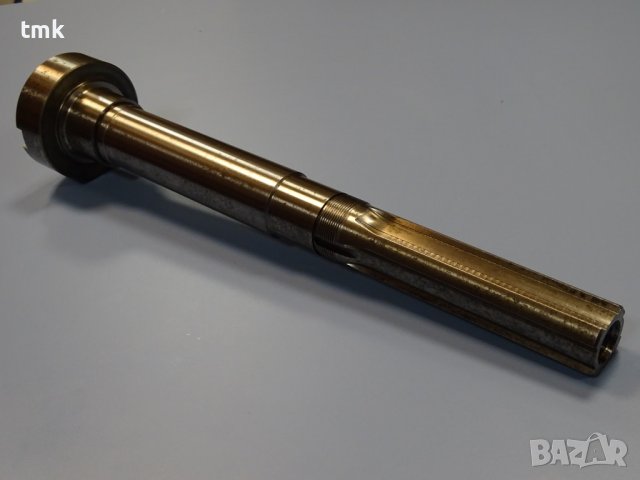 Вертикален шпиндел за фреза L-435 spindle vertical milling, снимка 4 - Резервни части за машини - 39040545