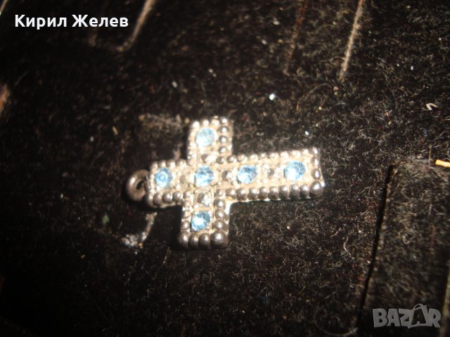 КРАСИВО АРТ КРЪСТЧЕ с ИНКРУСТИРАНИ СИНИ КРИСТАЛИ 21799, снимка 7 - Колиета, медальони, синджири - 33792394