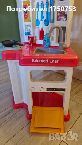 Детска кухня с аксесоари и звуци, снимка 15 - Играчки за стая - 47640023