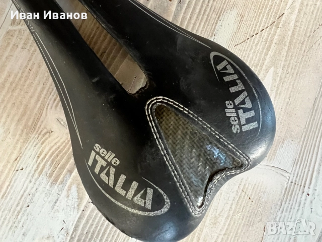 Карбонова седалка SELLE ITALIA FLOW SLR, снимка 2 - Аксесоари за велосипеди - 52421313