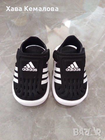 Сандали Адидас 19 размер , снимка 2 - Детски сандали и чехли - 53881721