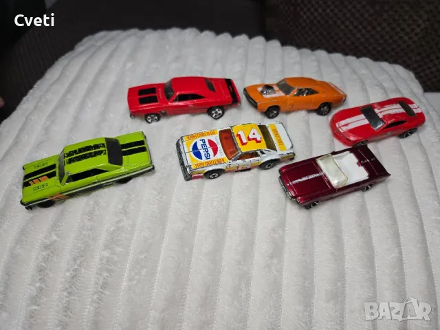 Ретро метални колички , цена 20лв /бр.