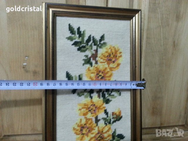 Гоблен ръчно бродиран , снимка 3 - Антикварни и старинни предмети - 38495553