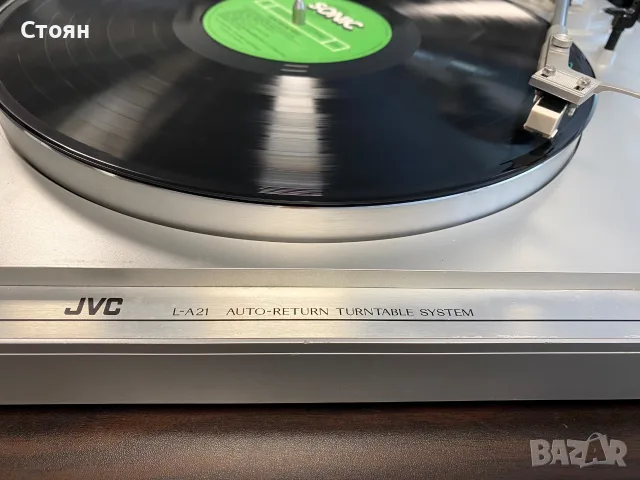 Запазен грамофон JVC, снимка 4 - Грамофони - 56517631
