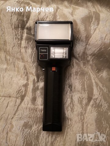 Светкавица UNOMAT P360 TCT, снимка 2 - Светкавици, студийно осветление - 40549892