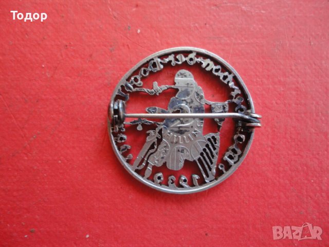 Ажурна сребърна брошка знак 1930, снимка 7 - Колиета, медальони, синджири - 40085082