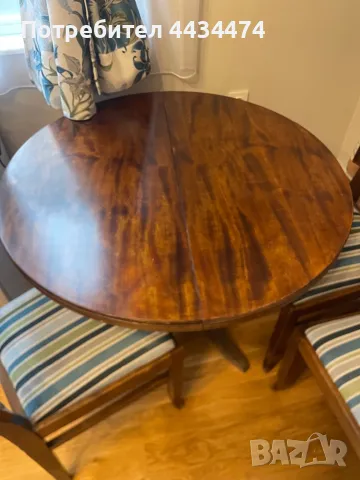 Дървена маса с 5 стола - реновирани, петро и перфектно състояние, снимка 1
