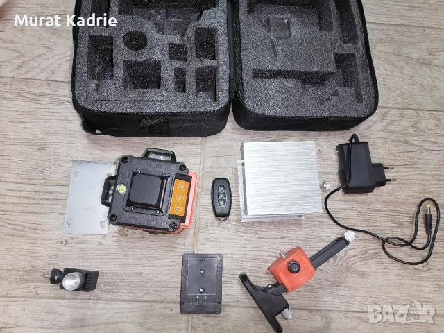 Лазерен нивелир 30m 360° 16 линии