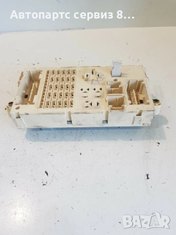 Кутия с предпазители за Alfa Romeo 147 2007 1.9 M-Jet Оригинална 60698109 46558758, снимка 3 - Части - 53034283