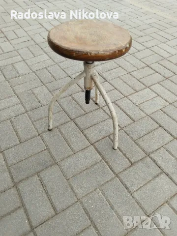 Винтов стол от соца , снимка 2 - Столове - 50074753