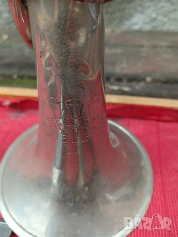 Продавам военна сигнална тръба, снимка 5 - Антикварни и старинни предмети - 53911599