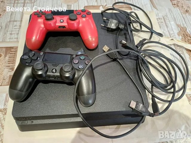 Playstation 4 1T  и два джойстика