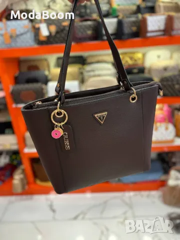 Guess дамски чанти различни цветове , снимка 14 - Чанти - 48241480