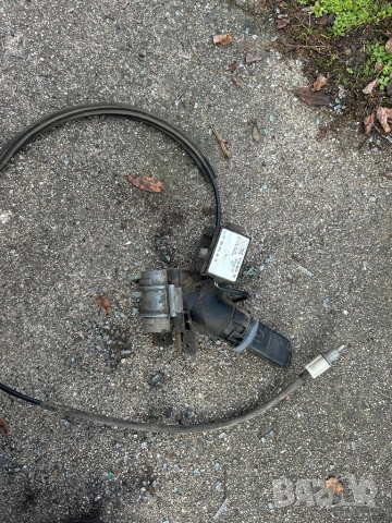 контактен ключ за Mercedes ML W163 1998-2005 патрон 05047010 1635454032