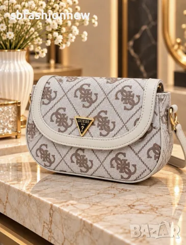 Налична Guess нов модел чанта, снимка 3 - Чанти - 56541903