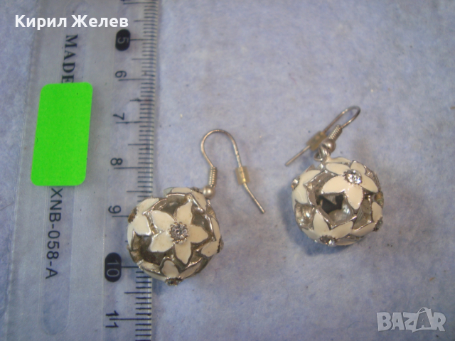 ПОСРЕБРЕНИ ФЛОРАЛНИ АЖУРНИ ЕМАЙЛИРАНИ ЦИРКОНЕНИ АРТ МОДНИ ОБЕЧКИ 26814, снимка 4 - Обеци - 36524971