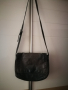 Чанта кожена - за носене през рамо , снимка 2