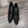 Продавам дамски обувки на ток , снимка 1 - Дамски обувки на ток - 37345360