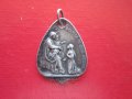 Старинен католически посребрен двустранен медальон, снимка 2