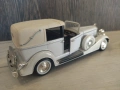 Метална количка 1933 Cadillac Town Car !!!, снимка 3