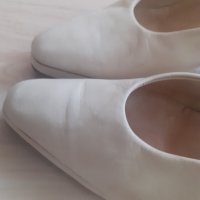 Дамски обувки цвят крем, снимка 5 - Дамски обувки на ток - 35498808