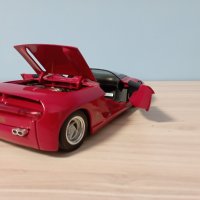  Ferrari Mython 1:18  Revell , снимка 9 - Колекции - 44412590