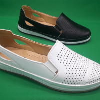Дамски обувки 0900 бели и черни, снимка 2 - Дамски ежедневни обувки - 36510261